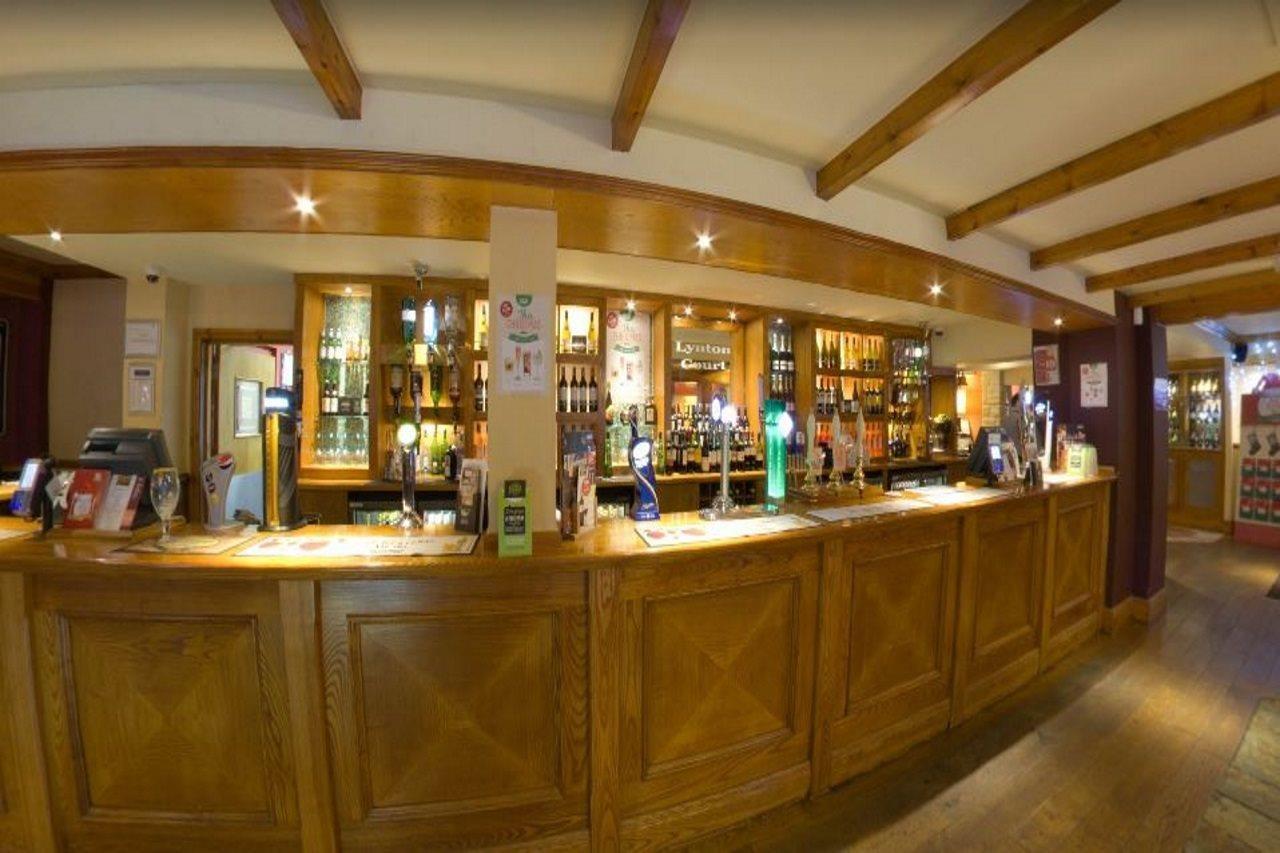 Premier Inn Bournemouth East Eksteriør bilde